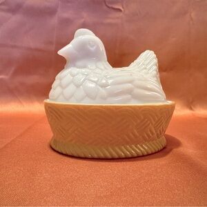 Vintage Avon Nesting Hen/Chicken Milkglass Tan/Gold Basket Farmhouse Decor